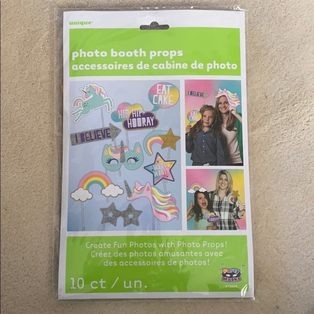 10-piece PHOTO BOOTH Props - Unicorn and Rainbows